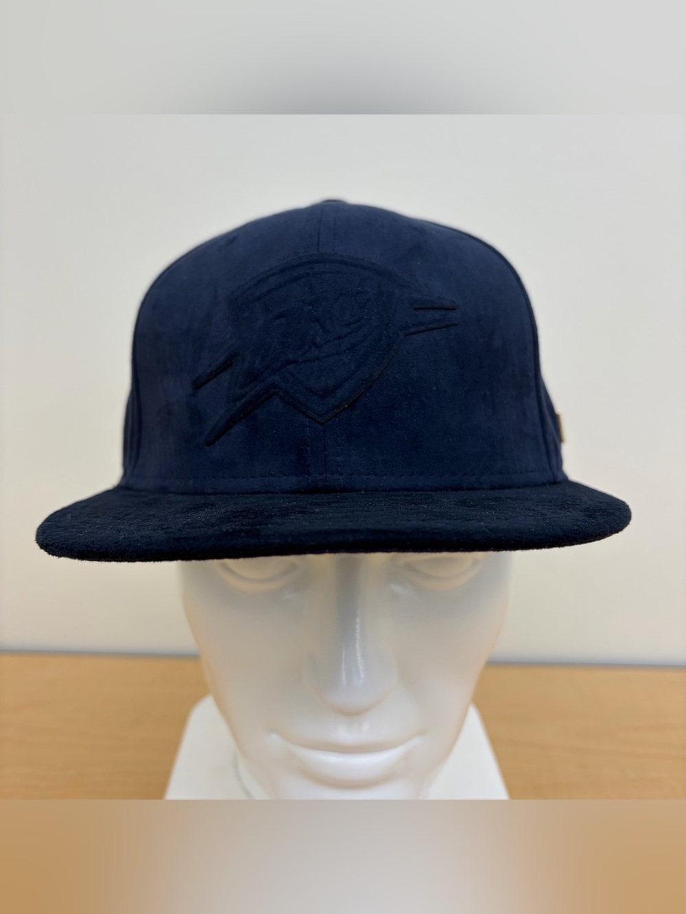 OKC Oklahoma City Thunder Men's New Era 9FIFTY Black Label Strapback Cap Blue